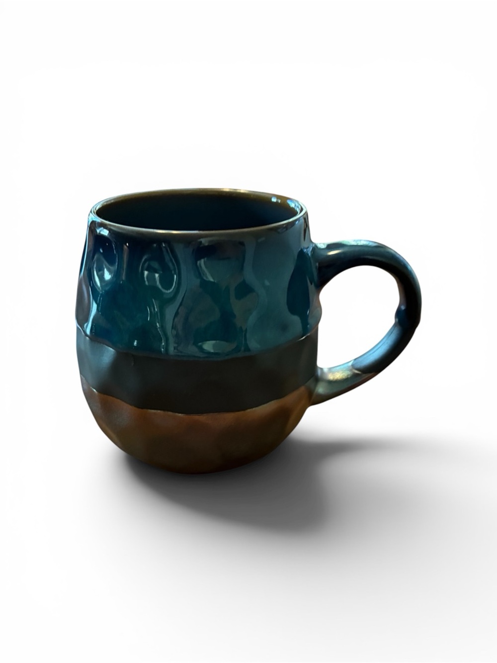 Signature "Sarah" contemporary, stoneware, metallic iridescent Mug - Picture 2 of 7